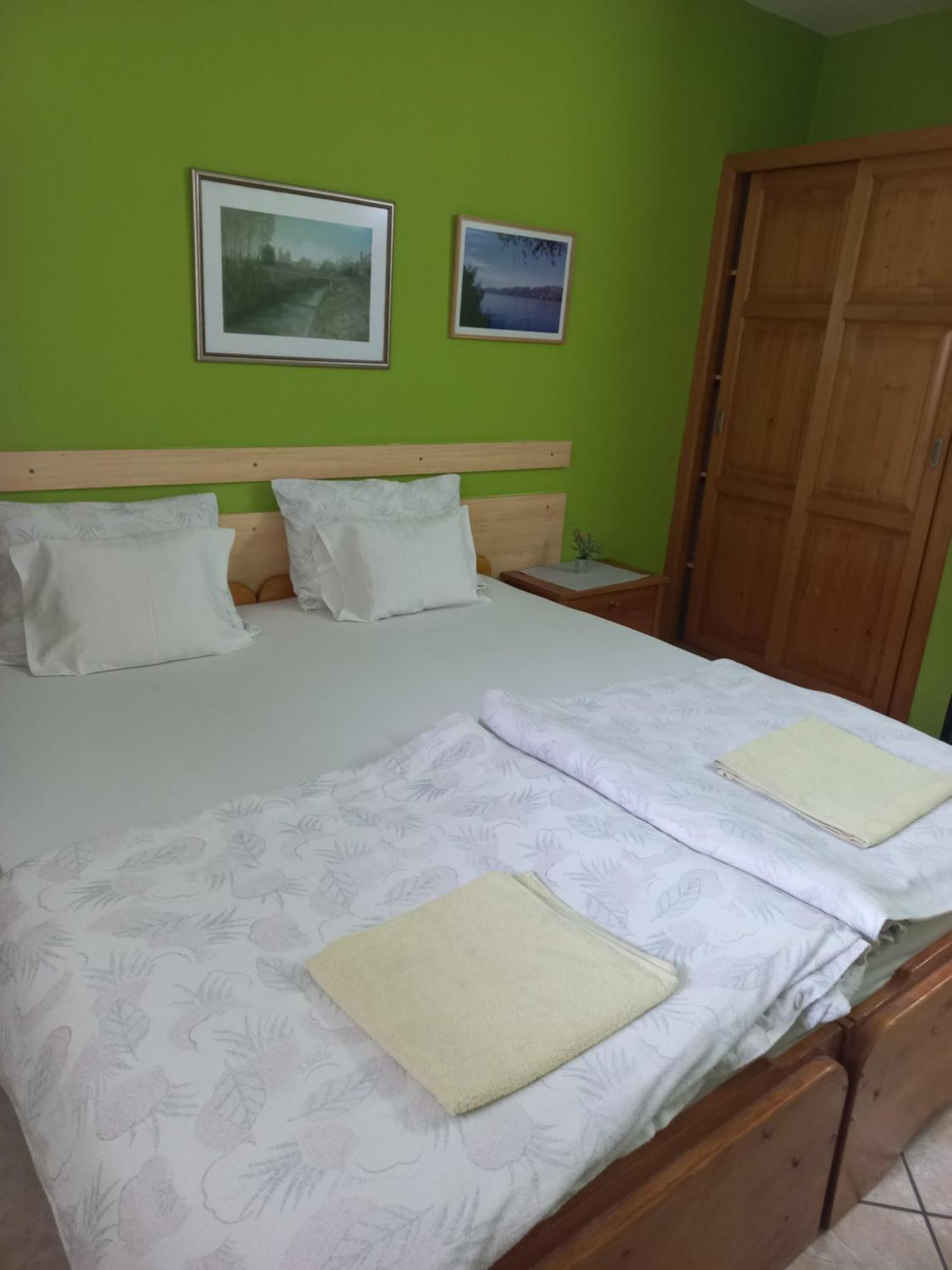 Hostel Bata Kanjiža Dış mekan fotoğraf