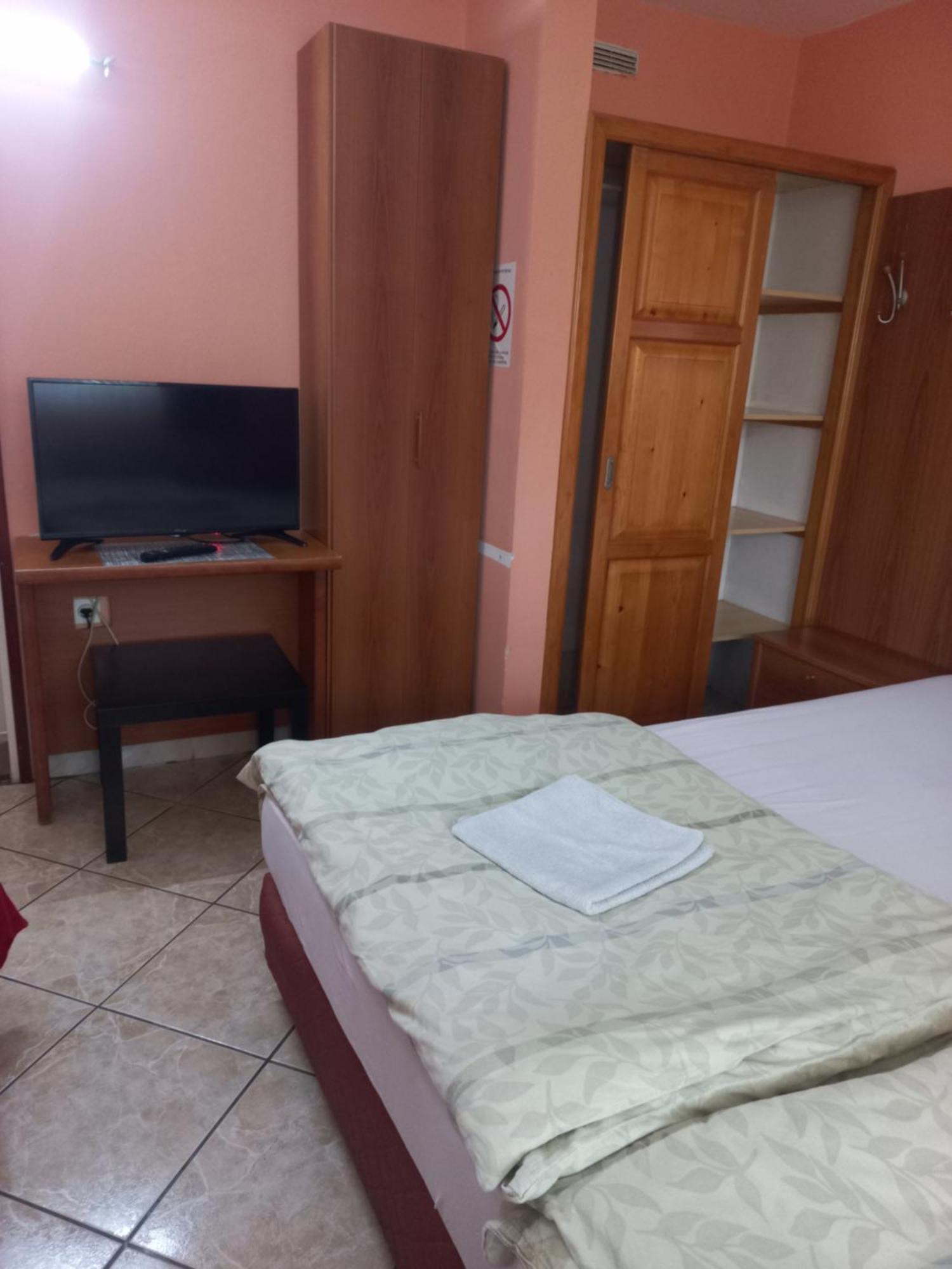Hostel Bata Kanjiža Dış mekan fotoğraf
