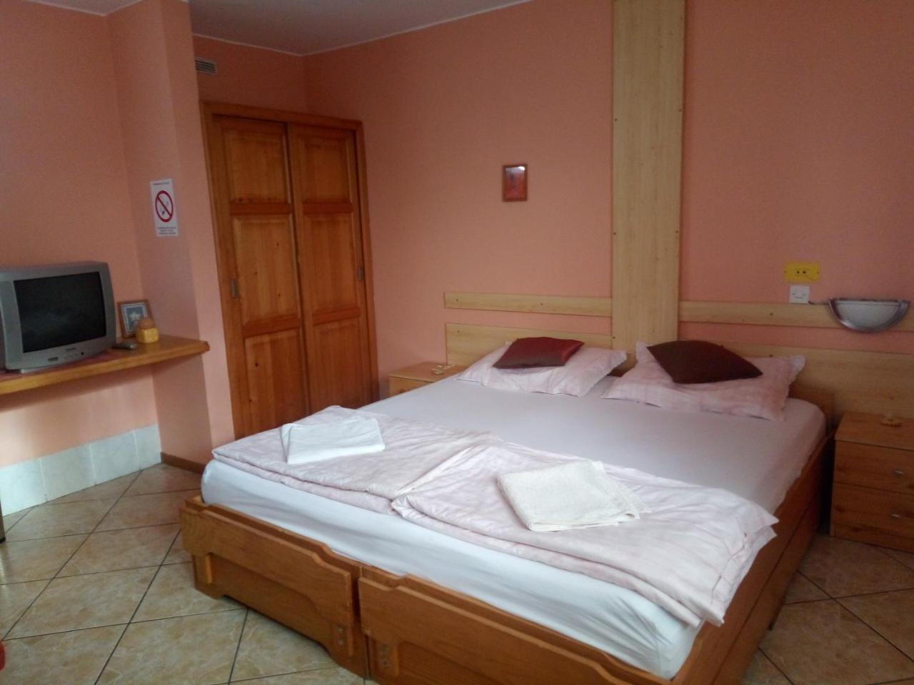 Hostel Bata Kanjiža Dış mekan fotoğraf